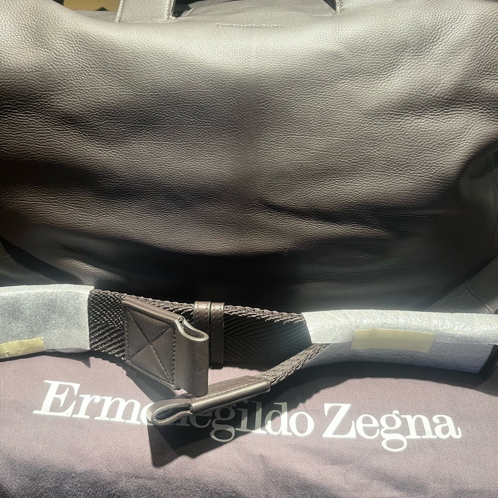 Ermenegildo Zegna Dark Brown Grained Leather Holdall - Picture 11 of 13